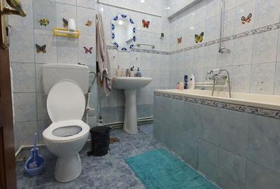 Apartament 2 camere decomandat ?i mobilat totul nou electro casnice ?i mobila situat in bl 14 Petril - 5