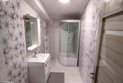 Casă cu 7 camere în Titan - 2