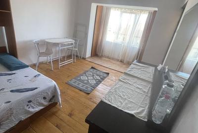 Garsonieră semidecomandată în Central - 1