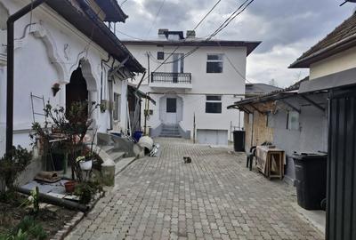 Casă cu 3 camere în Central - 7