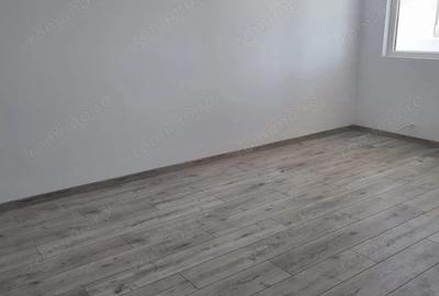 Apartament cu 3 camere semidecomandat în Central - 5