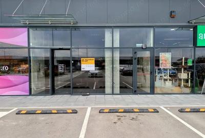 Spatiu comercial de inchiriat - Fun Shop Park Mosnita - 84mp - Comision 0% - 2