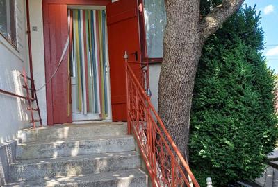 Casă cu 4 camere în Vânători - 5