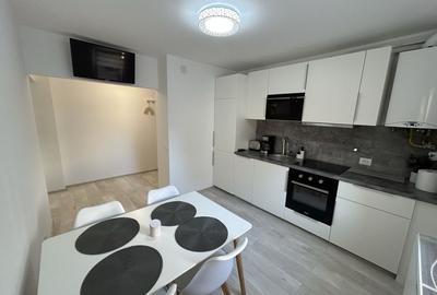 Apartament cu 2 camere decomandat în Florilor - 2