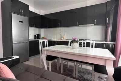 Studio luminos spre vanzaare, la poalele Pietrei Craiului Zarne?ti - 2