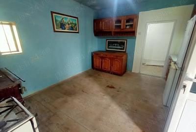 Casă cu 2 camere cu Teren 420 Mp în Central - 3