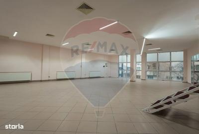 Spațiu comercial, de 373 mp, în Dristor - 3