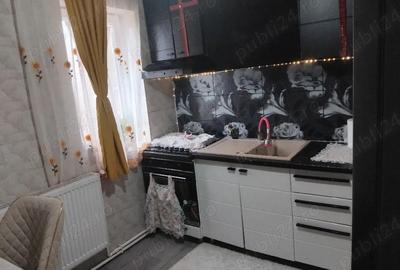 Apartament cu 3 camere decomandat în Crucea - 5