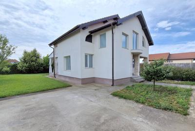 Casă cu 4 camere în Sântandrei - 6