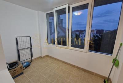 Apartament de 2 camere, decomandat, 56 mp., zona Ultracentral - 9