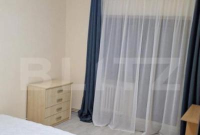 Apartament cu 3 camere semidecomandat în Cug