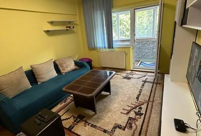 Ofer spre inchiriere apartament 2 camere pe B-dul Traian (vis-a-vis de Ursus) - 2