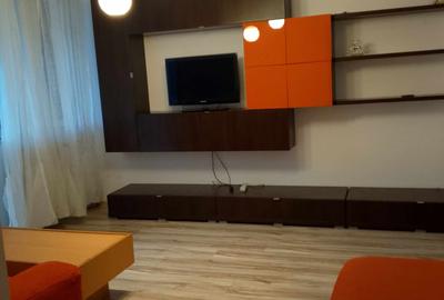 Apartament cu 3 camere semidecomandat, mobilat în Titan - 1