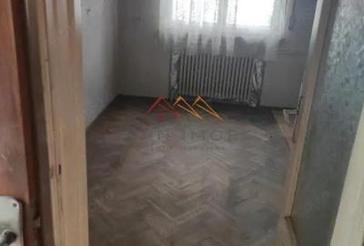 Casa D+P+E, an 1980, teren 285 m2, zona foarte buna, Campina, Prahova - 8