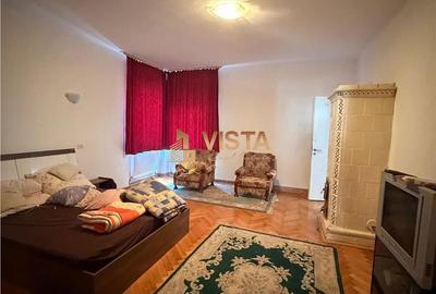 Apartament cu 4 camere semidecomandat, mobilat în Central - 5
