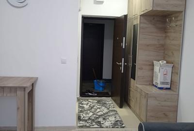 Garsonieră nedecomandată în Central - 1