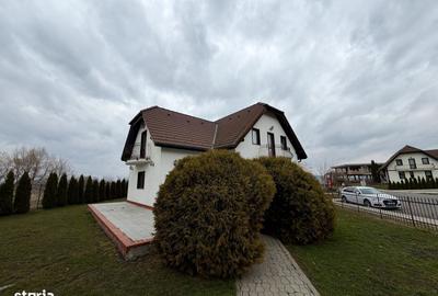 Casă cu 4 camere în Hălchiu - 1