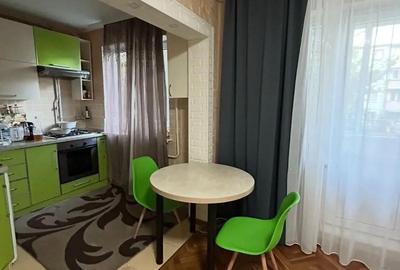 Garsonieră decomandată în Aradului