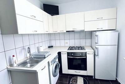 Garsonieră decomandată în Central - 2