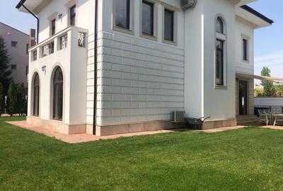 Vila amplasata stradal, individuala, spatii generoase si finisaje premium - 2