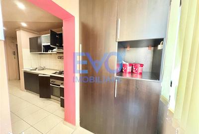 Apartament cu 3 camere decomandat în Canta - 3