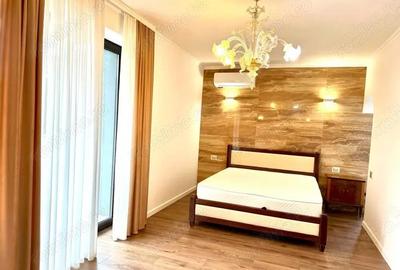 Apartament cu 2 camere decomandat în Apărătorii Patriei