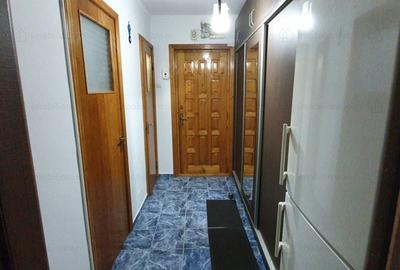 Apartament cu 3 camere decomandat în Exterior Vest - 3