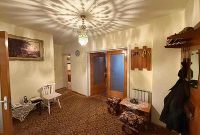Apartament cu 3 camere decomandat în Central - 14