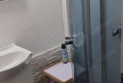 Garsonieră în Titan