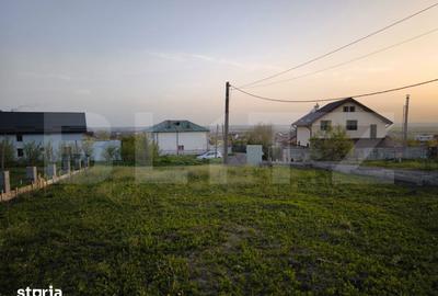 Casă cu 4 camere cu Teren 420 Mp în Central - 1