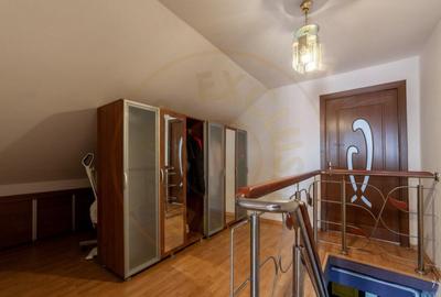 De vanzare-Apartament 3 camere 97.30 mp Pitesti zona Trivale - 3