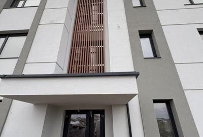 Apartament 3 Camere, Zona Metro 2 - 3