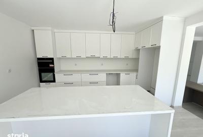 Casă cu 5 camere cu Teren 1200 Mp în Unirea - 12
