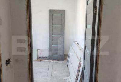 Apartament cu 4 camere decomandat în Central - 1