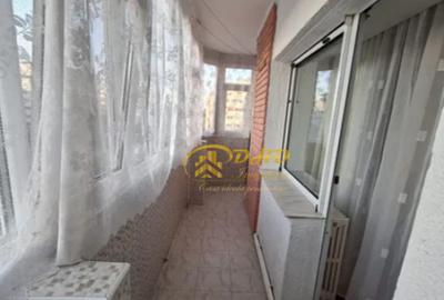 Garsonieră decomandată în Nicolina - 6