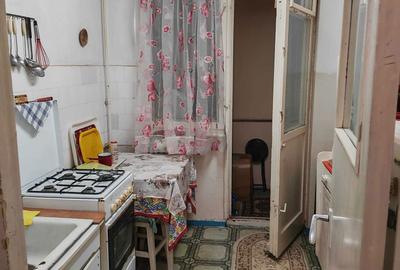Apartament cu 3 camere semidecomandat în Țiglina 3 - 3