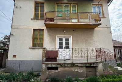 Casă cu 4 camere în Central - 7