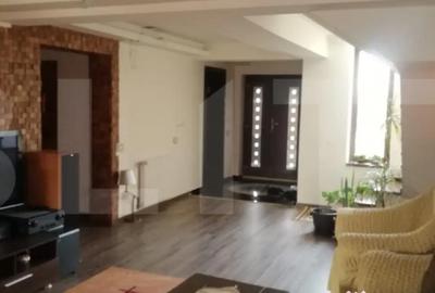 Casă cu 5 camere cu Teren 780 Mp în Șag - 3