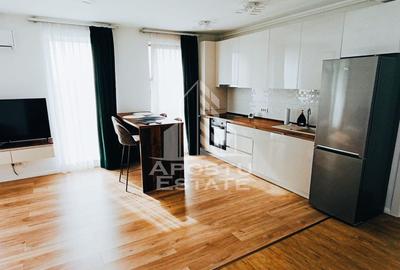 Apartament cu 2 camere, semidecomandat, etajul 2, bloc nou - 1