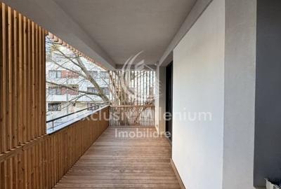 Casă individuală cu 4 camere cu Canalizare în Dorobanți - 3