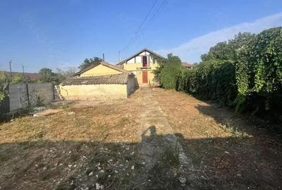 Casă cu 3 camere în Limanu - 1