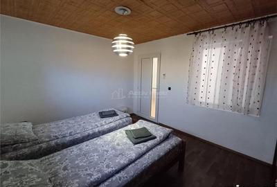 Casă cu 5 camere cu Teren 140 Mp în Moldova Nouă - 6