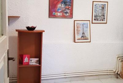 Casă cu 3 camere în Central - 1