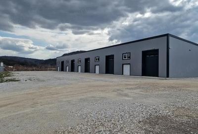 Spațiu comercial, de 550 mp, în Central - 6