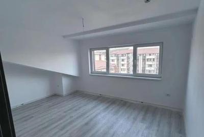 Spre vanzare apartament de  3 camere Bragadiru - 3
