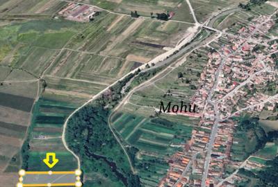 Teren de 4200 mp, în Central