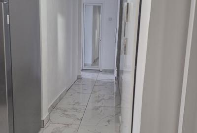 Apartament cu 3 camere decomandat în Costești - 5