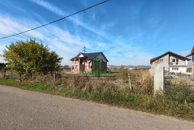 Teren 2407 mp/Mihaesti /sat Stuparei - 3