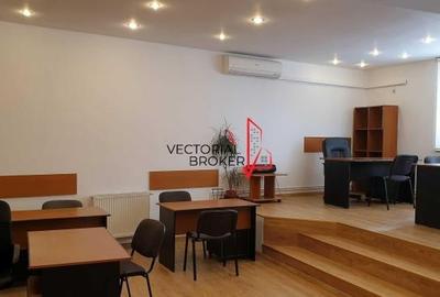 Apartament cu 2 camere semidecomandat, mobilat în Unirii - 1