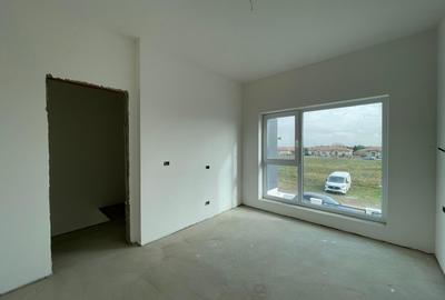 Duplex cu 4 camere cu Canalizare în Urseni - 7